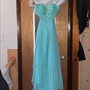 Turquoise prom dress strapless